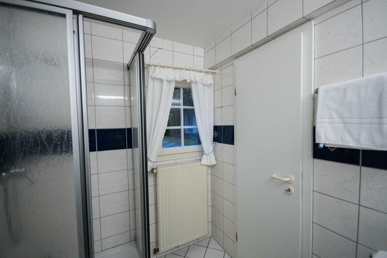 Отель Brauneberger Hof Экстерьер фото
