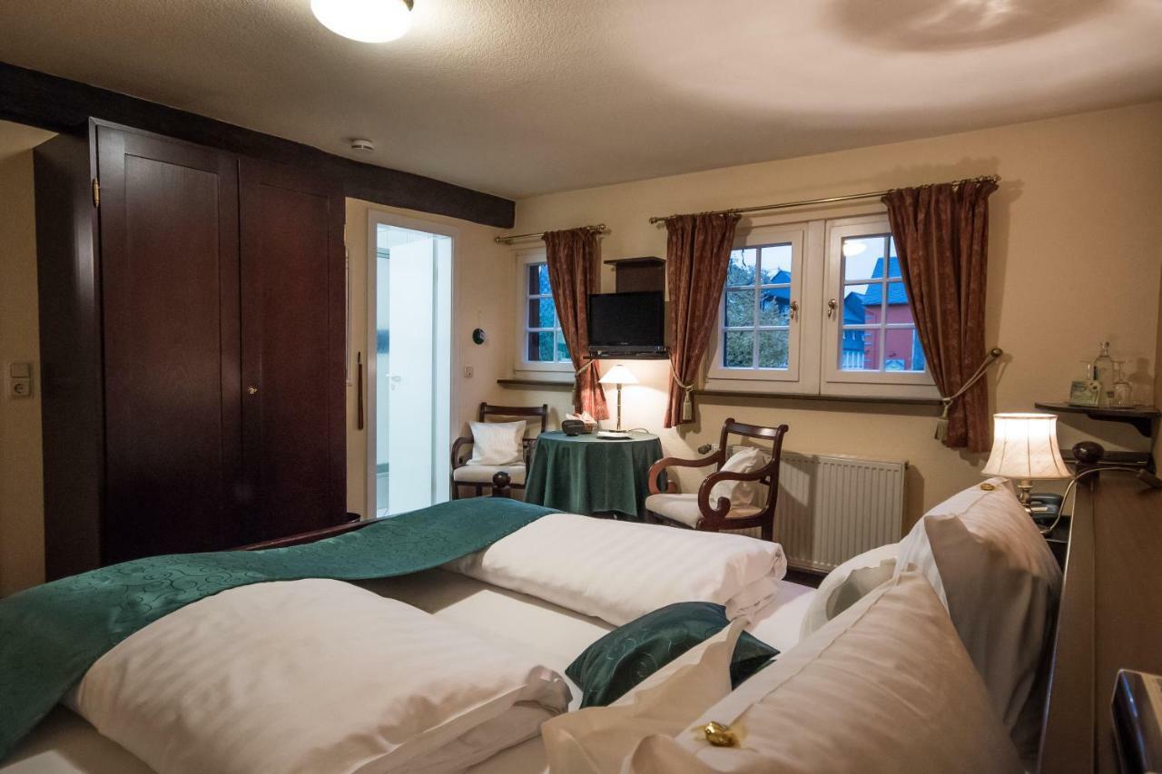 Отель Brauneberger Hof Экстерьер фото